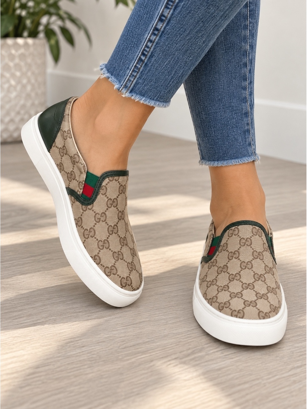 Beige Monogram Slip-On Sneakers Green Red Stripe Women’s Size 8.5